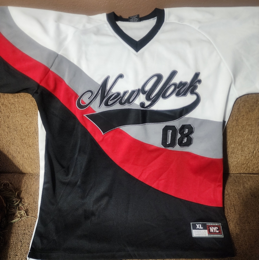 Mens 212 NYC Black and Red Sports Jersey Sz.XL